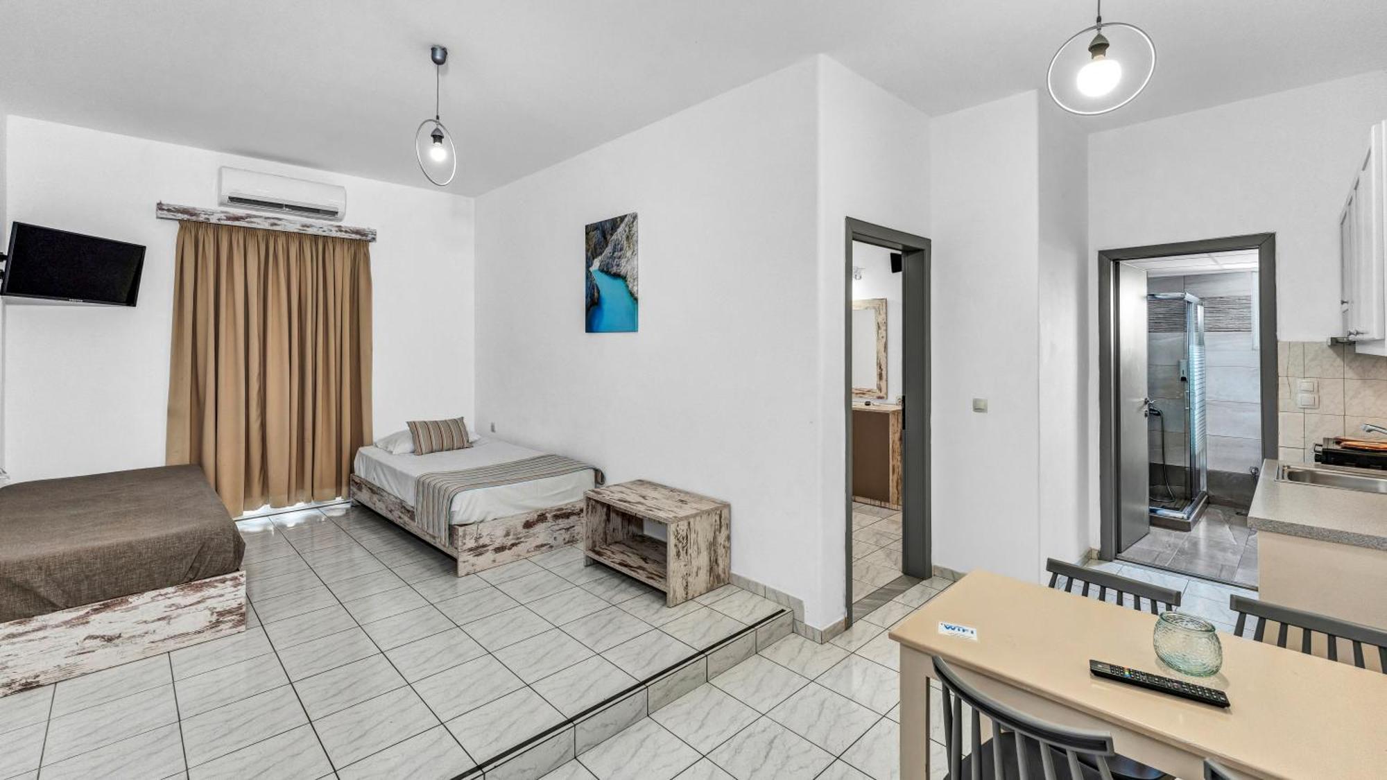 Evina Rooms & Suites Kokkini Hani Eksteriør billede